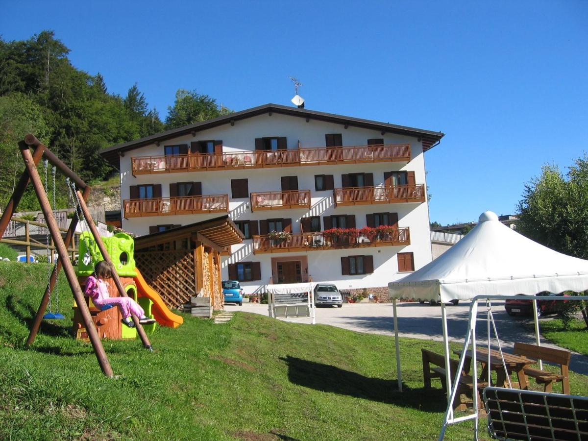Appartamenti La Val Andalo Kültér fotó