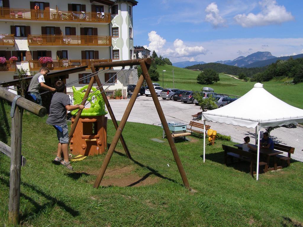 Appartamenti La Val Andalo Kültér fotó